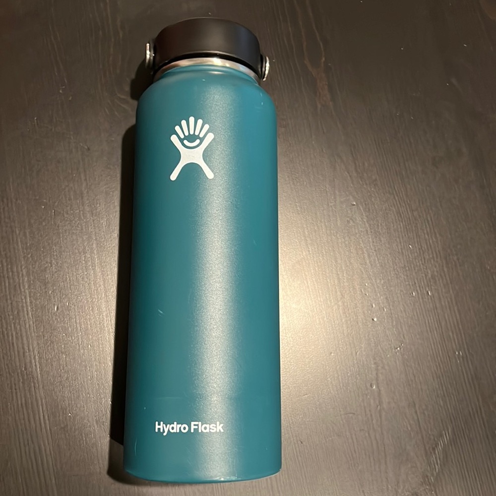 Teal Hydro Flask 40 oz